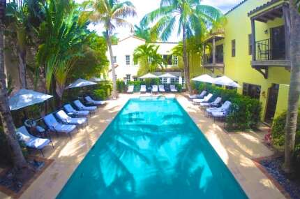 Brazilian Court Hotel pool