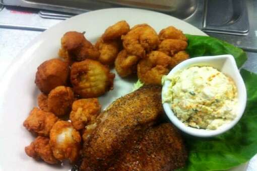 Best soul food restaurant located in Jacksonville Florida 