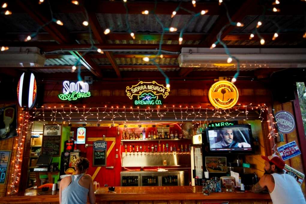 Guests at Johnny’s Beer Shack, which is adjacent to Johnny’s Fillin’ Station in Orlando, can choose from 18 craft beers on tap.