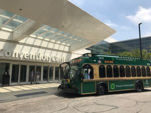 Woodfield Trolley Schaumburg Convention Center stop