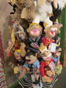 rsz_wilbur_toy_store_puppets