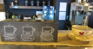 rsz_mocha_lounge_coffee_cups