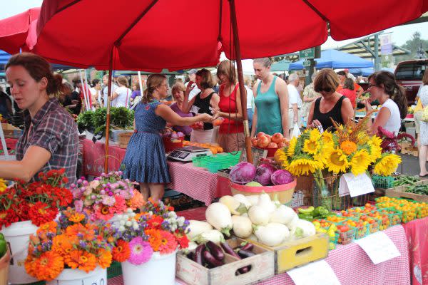 Bloomington Farmers' Market, Photo credit Visit Bloomington