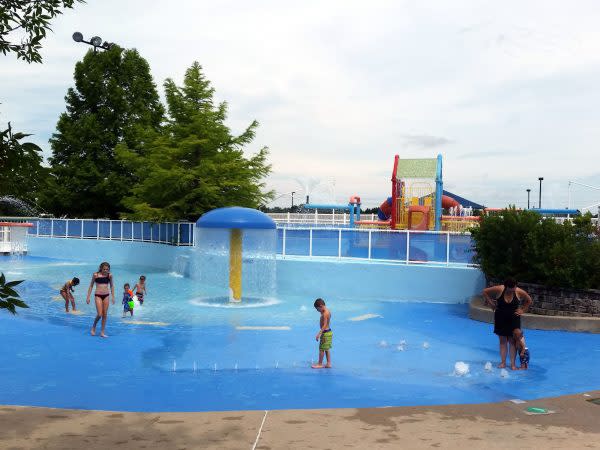 children-area-deep-river-waterpark