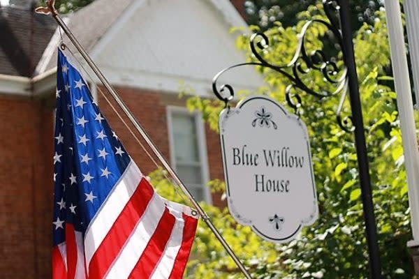 Blue Willow Dillsboro