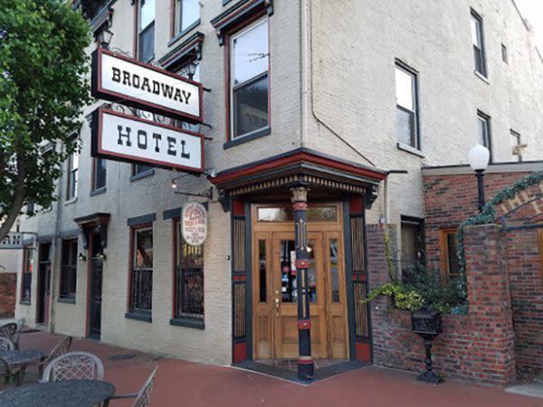 Historic Broadway Tavern in Madison, Indiana