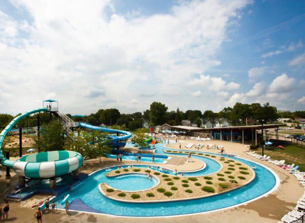 Splash House Waterpark, Indoor & Outdoor Water Parks in Indiana