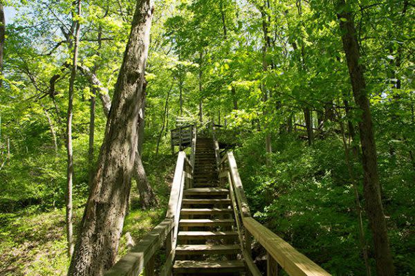 Best Indiana Hiking Trails, Trail 4 at Mounds State Park