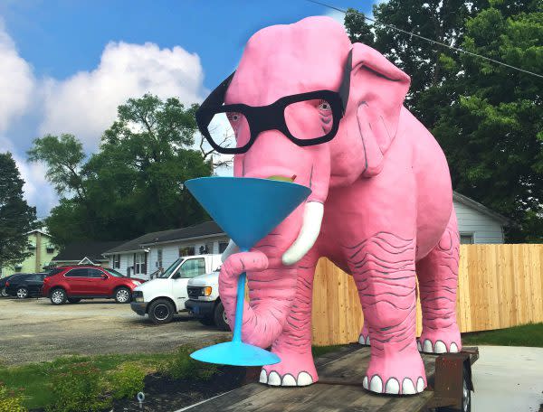 Pink Elephant, Roadside Attractions
