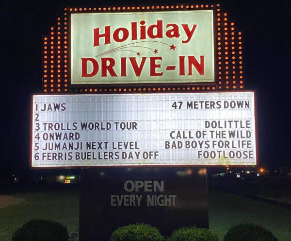 Holiday Drive-In, Drive-In Theatres in Indiana