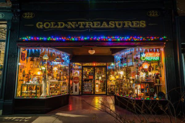 Golds N Treasures Madison, Holidays in Madison