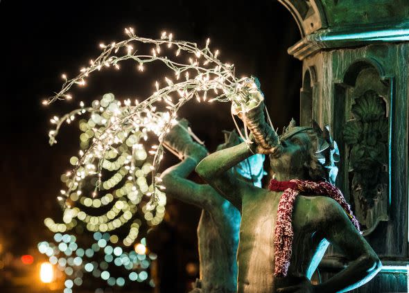 Madison Fountain Christmas, Holidays in Madison