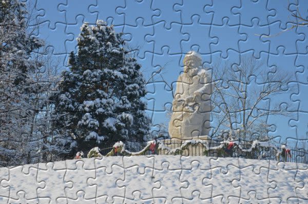 Giant Santa Claus, Winter Indiana Jigsaw Puzzles