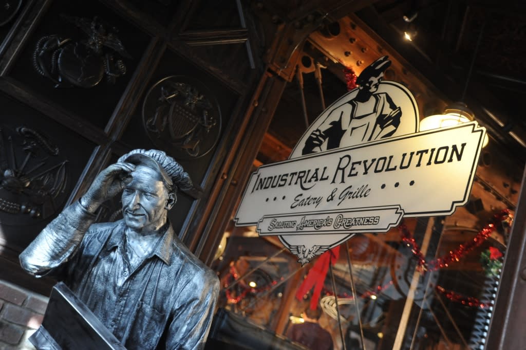 statue at Industrial Revolution