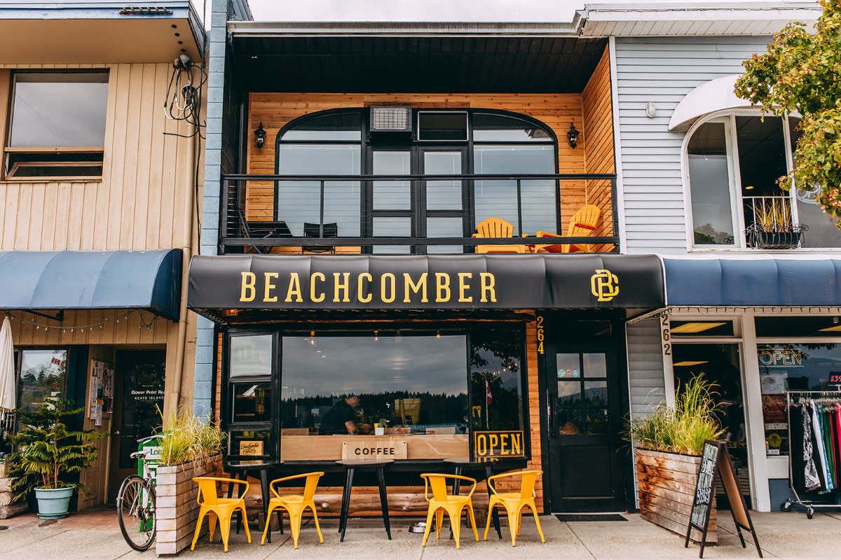 Enjoy vegetarian and vegan food options at Beachcomber Coffee in Gibsons Landing.