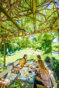 outdoor eateries on Long Island