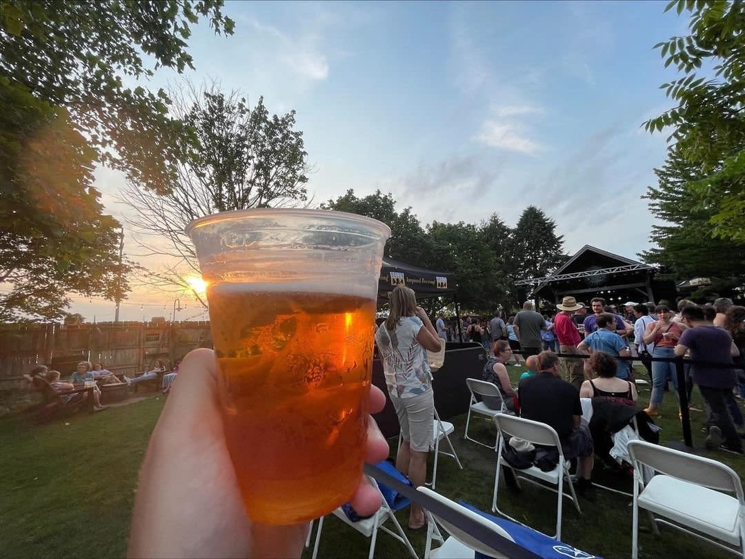 Photo by user bellseccentriccafe, caption reads Highlight of our week so far? Vibing to @thelonebellow in the Beer Garden last night. 

It's good to be back. 🙌🏻🎤✨