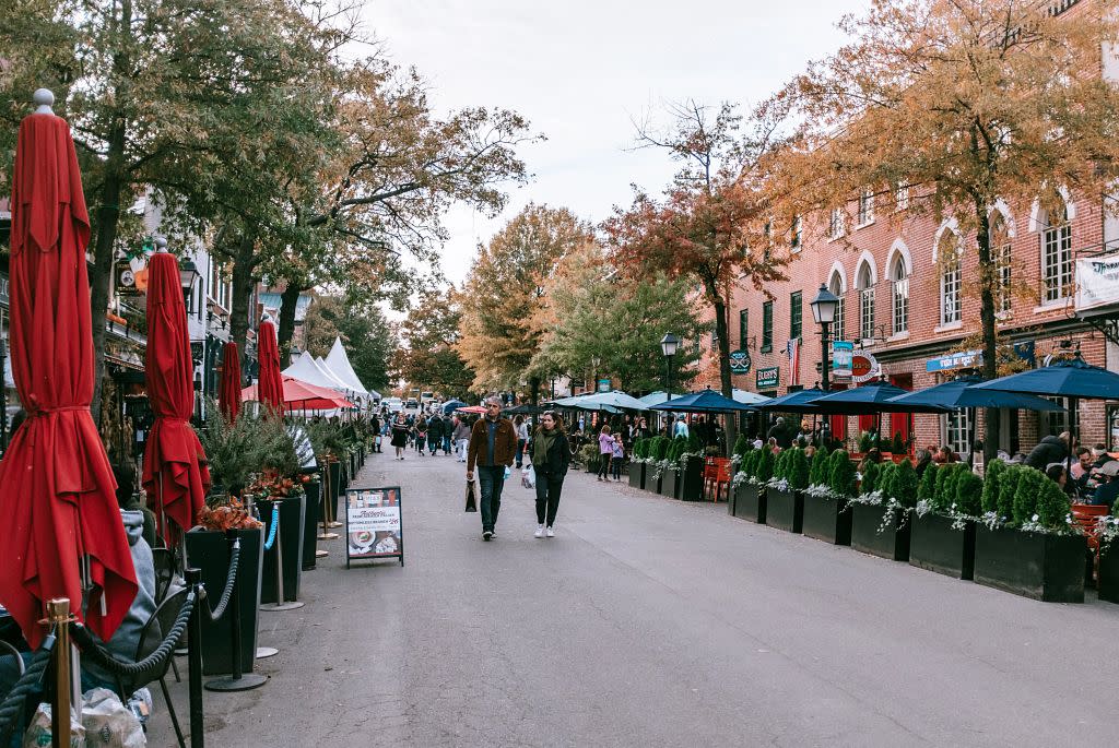 Fun Things to do in Alexandria: A Trendy Neighborhood Guide