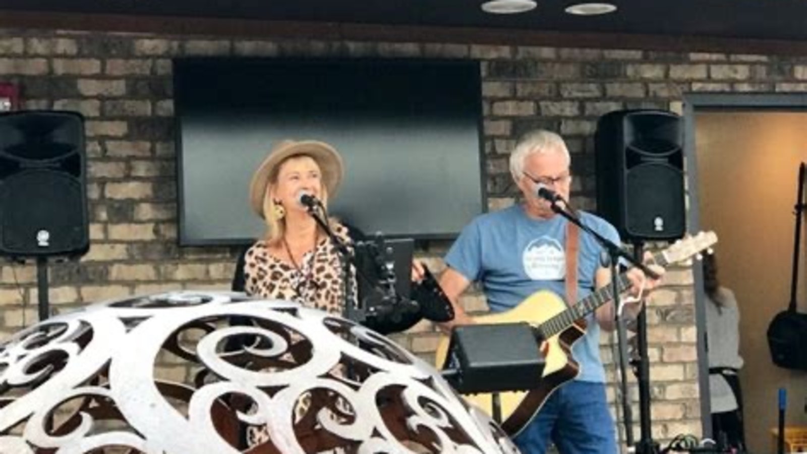 Live Music - Max n' Min in Mill Camp Wines & Ciders