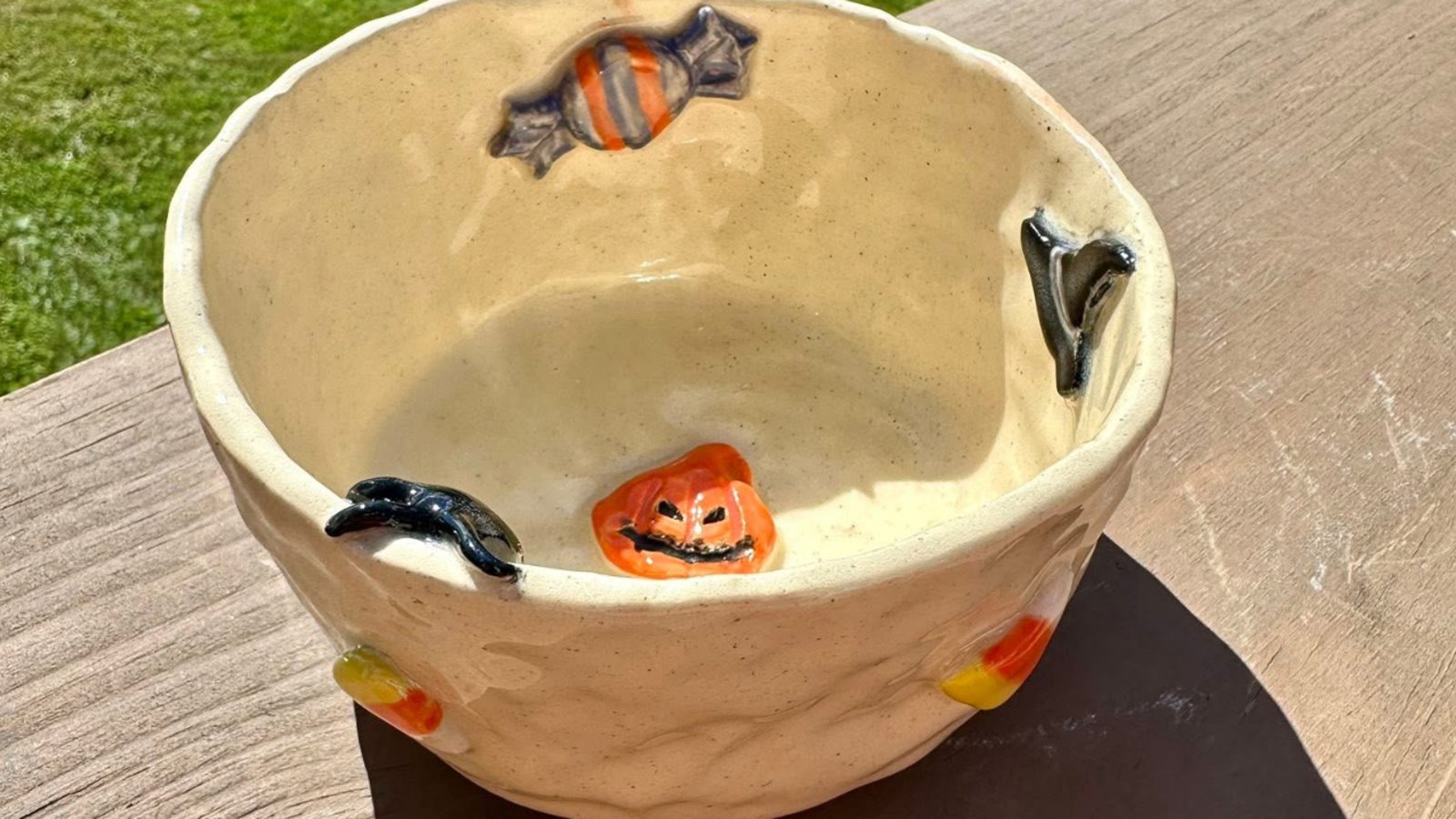 Pottery Class - Hand-built - Candy Bowls in The Pottery Lot