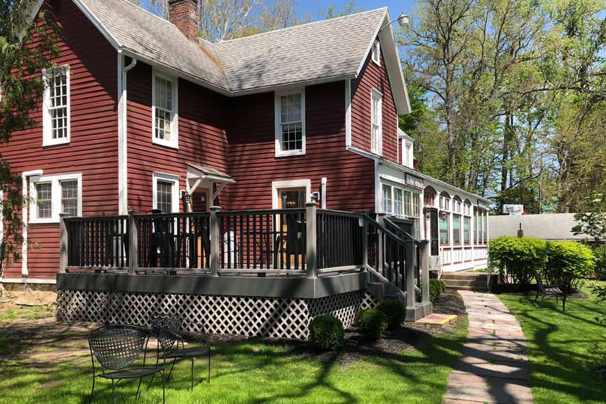 Plum Point Lodge Farmhouse Suite