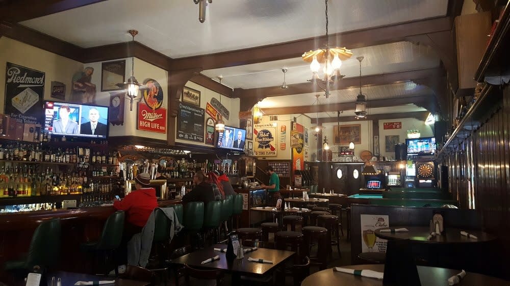 Ivanhoe Pub & Eatery