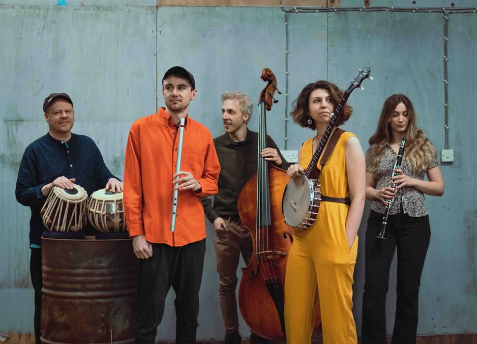 Festival Club Thursday: Mishra & Track Dogs – MFF