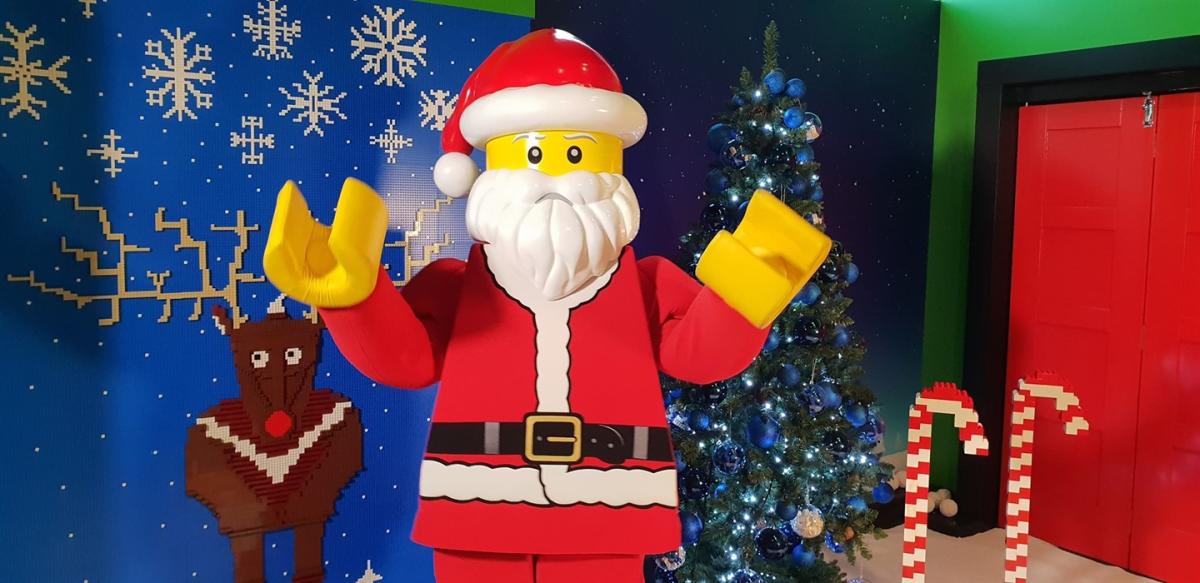 Holiday Bricktacular
