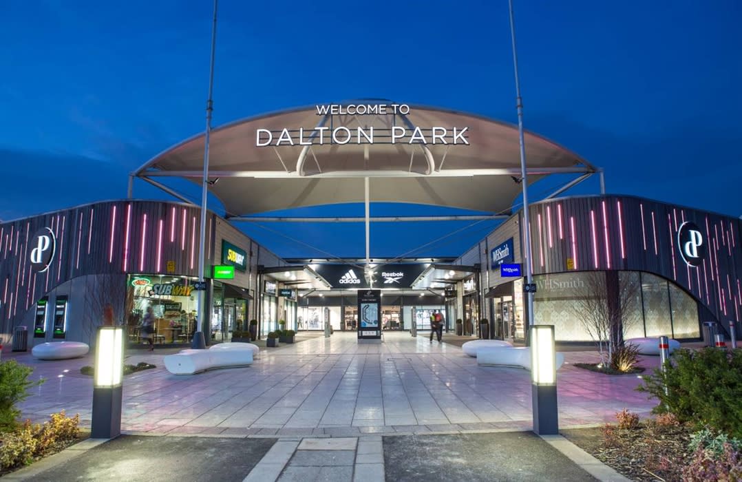 Berghaus outlet dalton park outlet