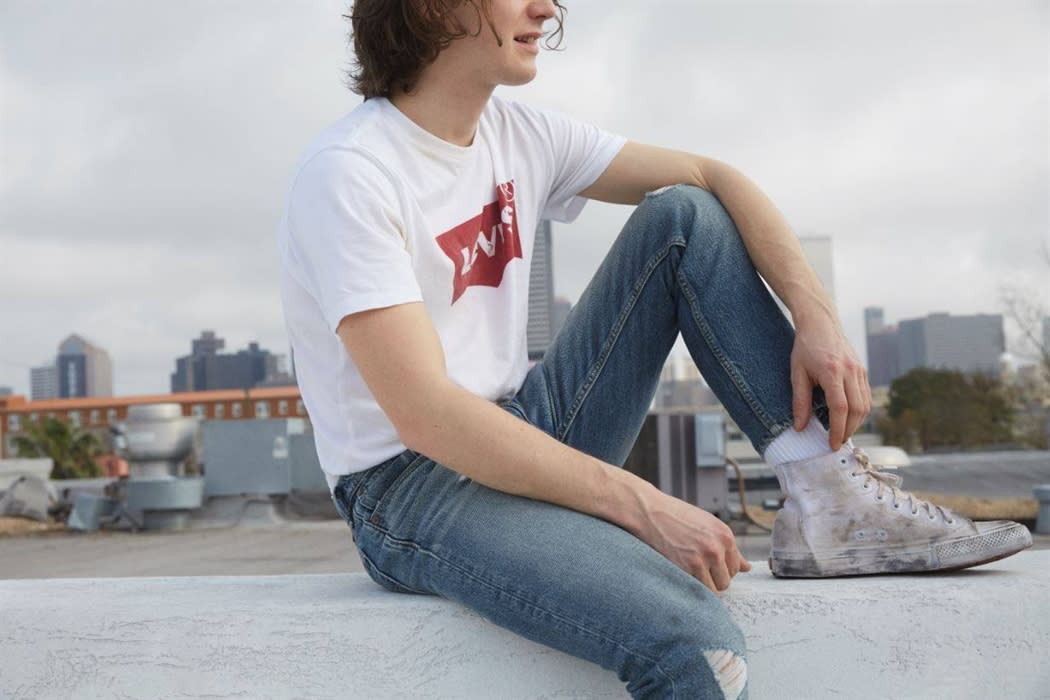 Trafford online centre levis