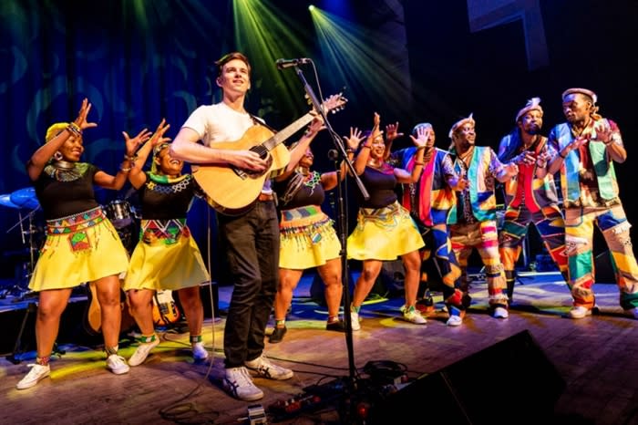 Paul Simon's Graceland Live