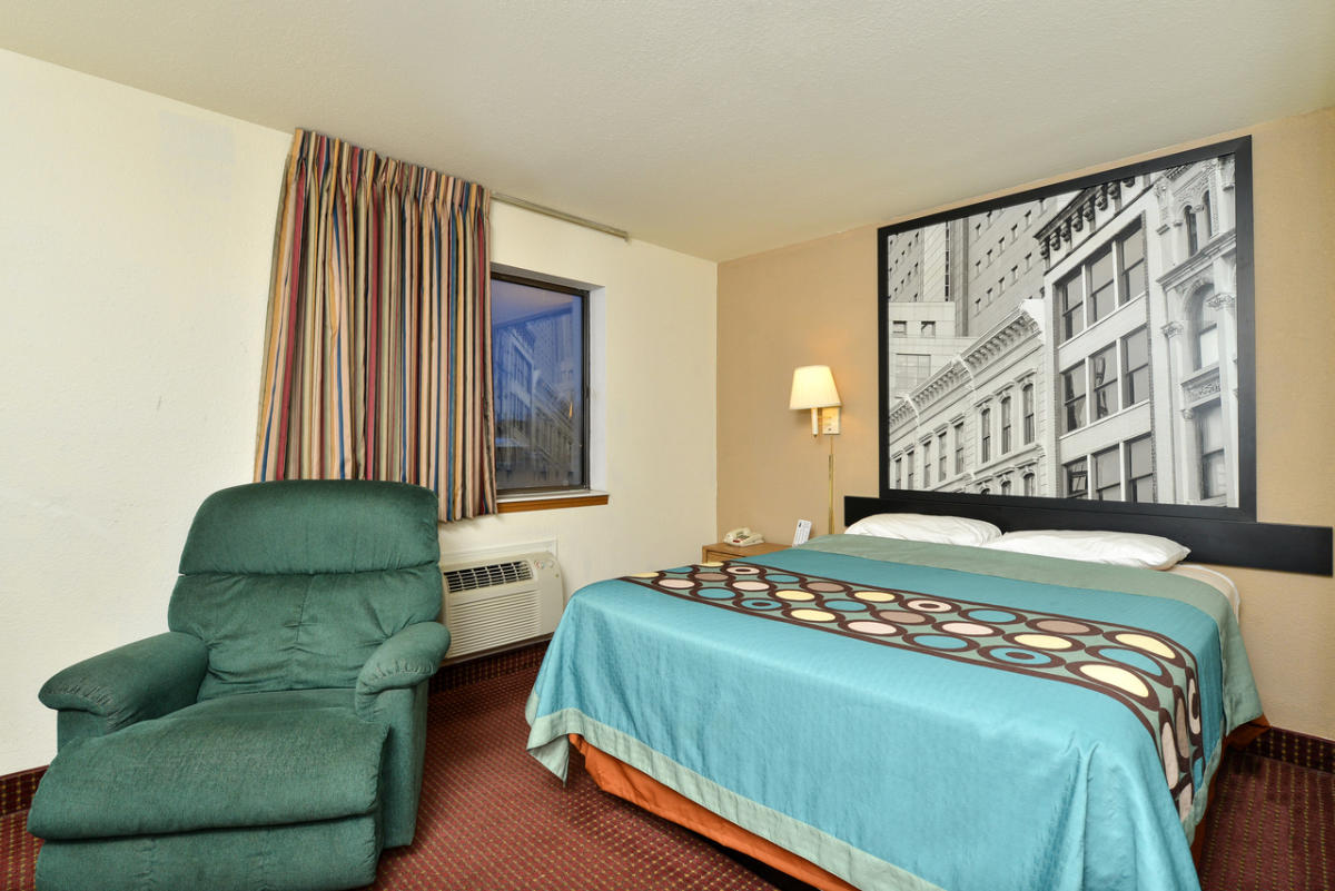 Super 8 Motel