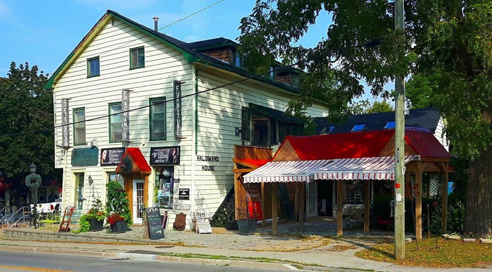 Haldimand House & Oasis Drive In