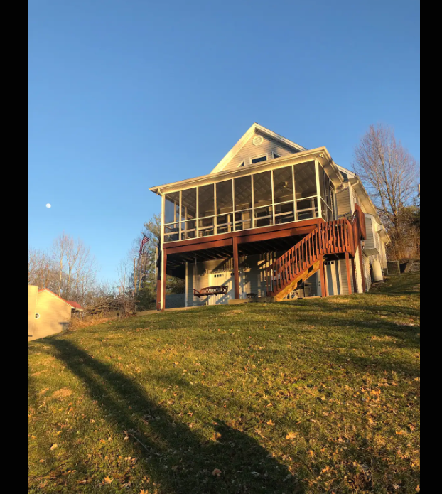Cove Road Lakehouse