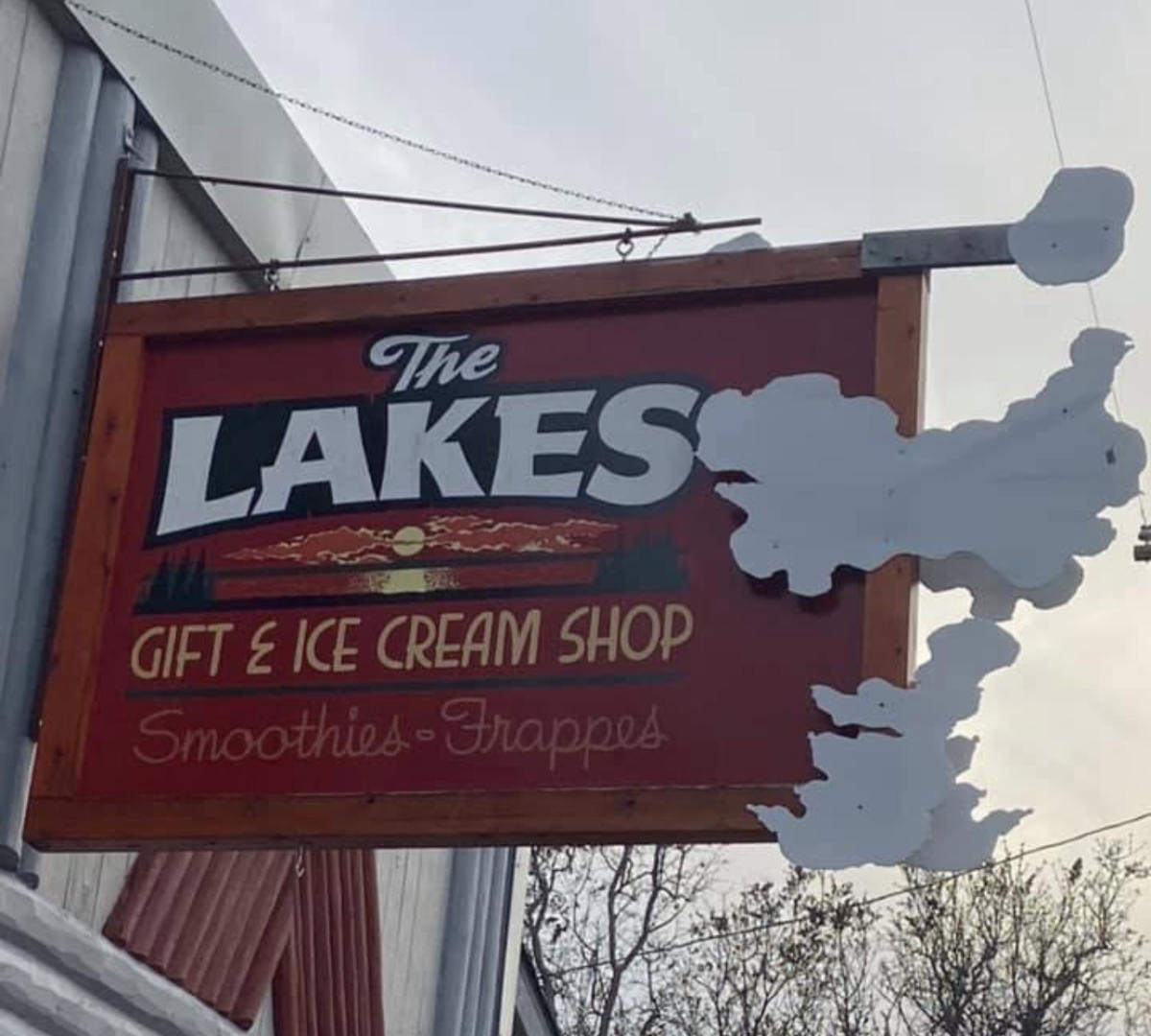 The Lakes Gift Shop Grand Marais