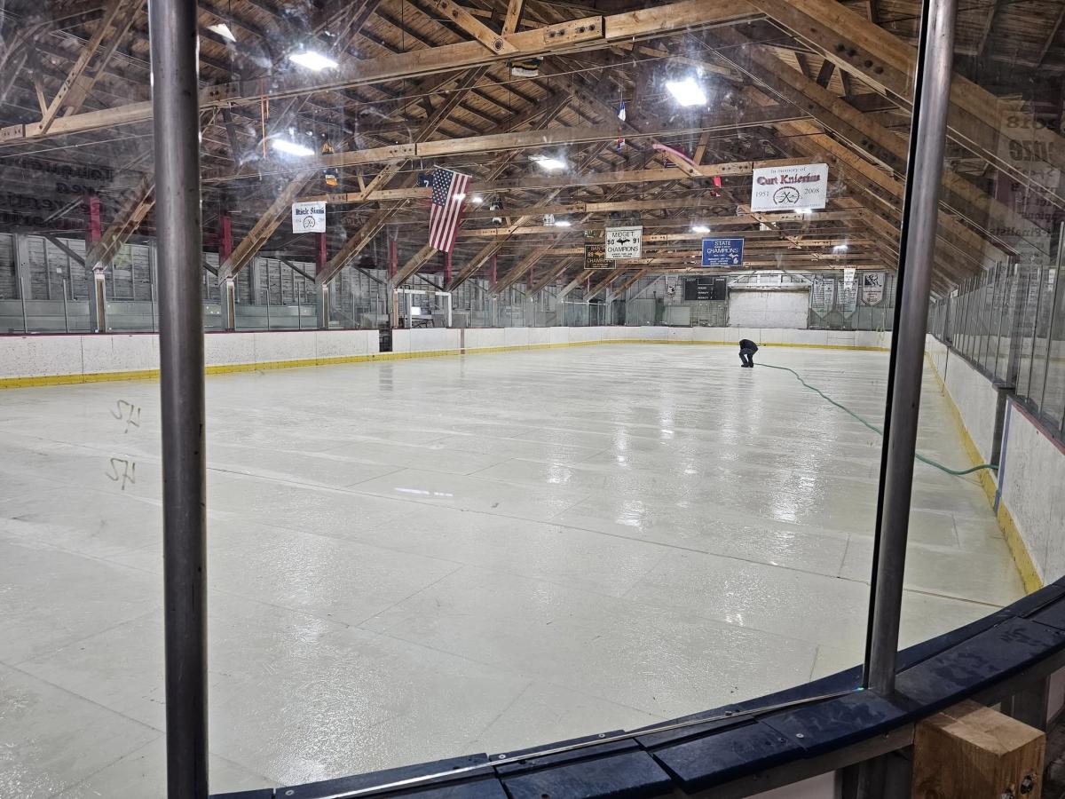 The Barn: Ice Rink | Michigan's Upper Peninsula Travel & Recreation ...