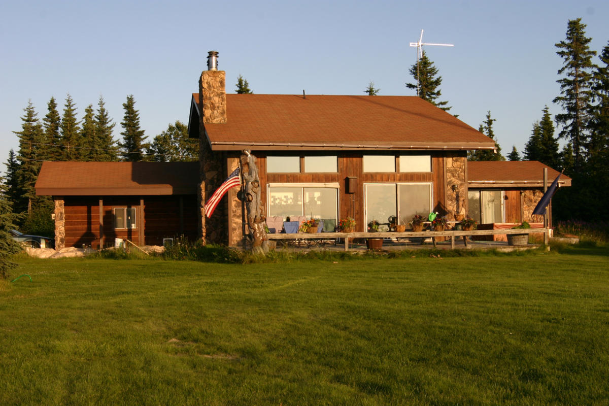 Escape to Clam Gulch: Alaska's Hidden Gem for Outdoor Enthusiasts