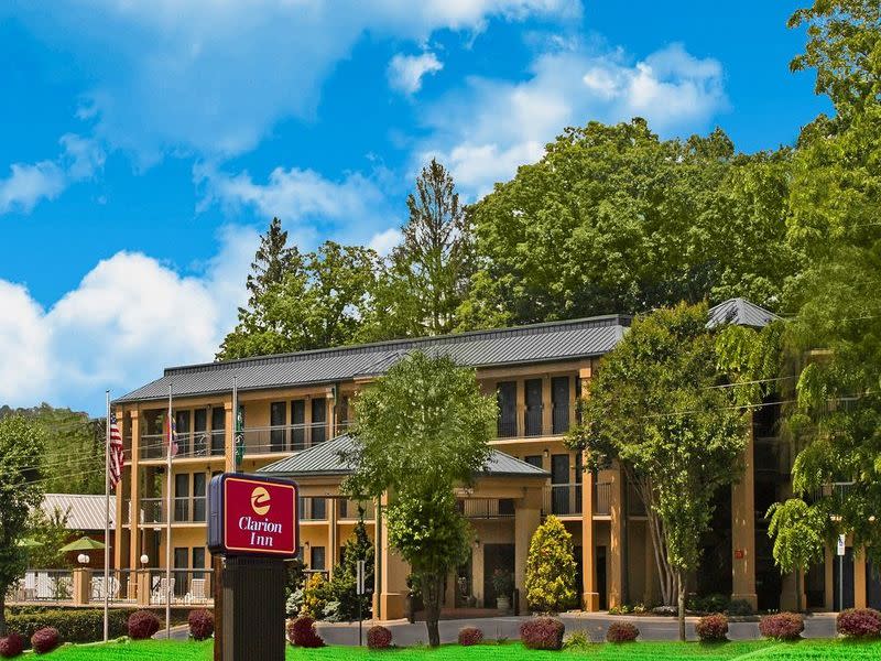 clarion inn biltmore village