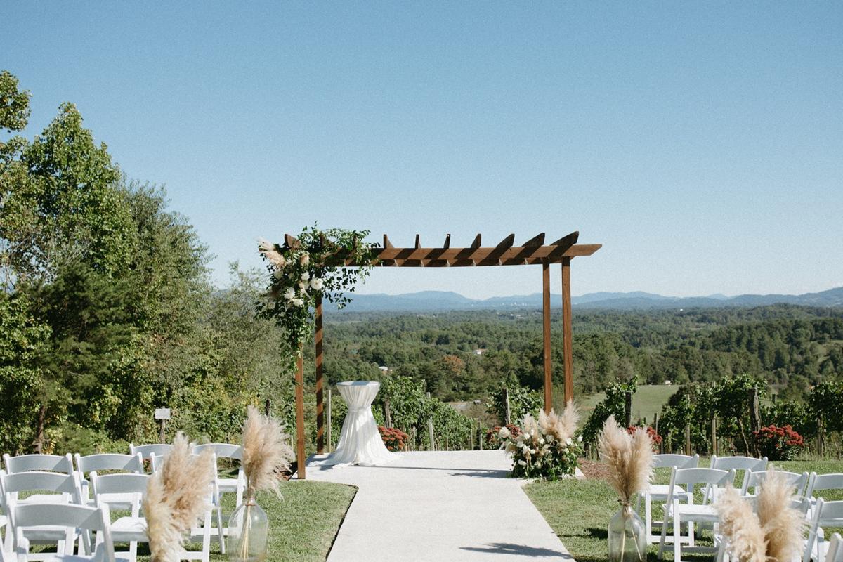 Longleaf Vineyard Asheville, NC's Wedding Planning Site