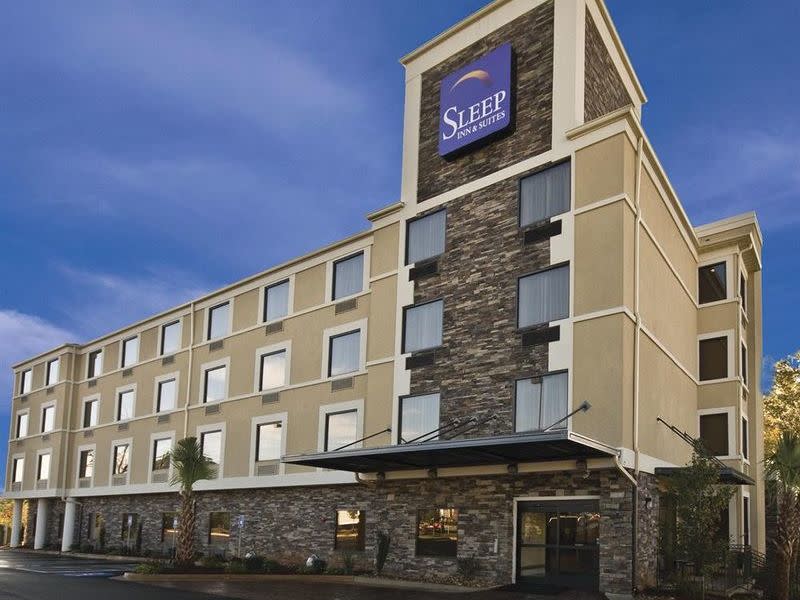 Sleep Inn & Suites