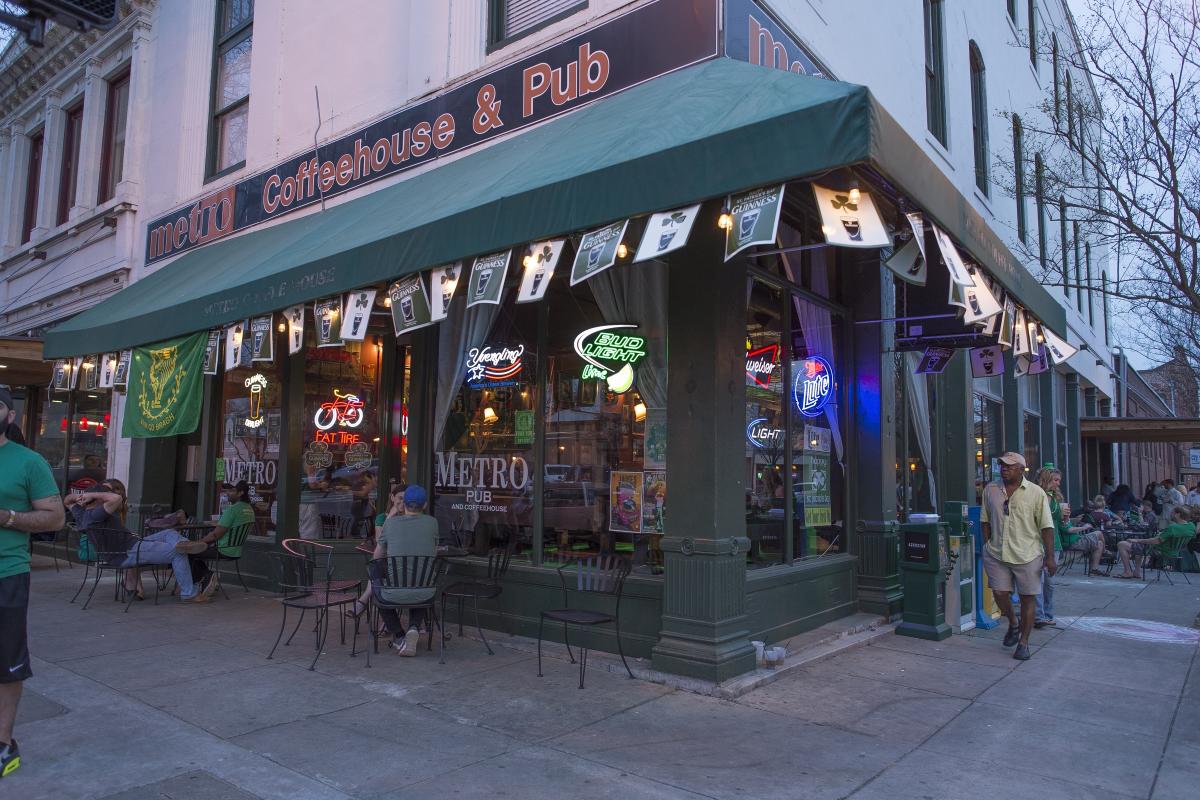 Metro Coffeehouse and Pub