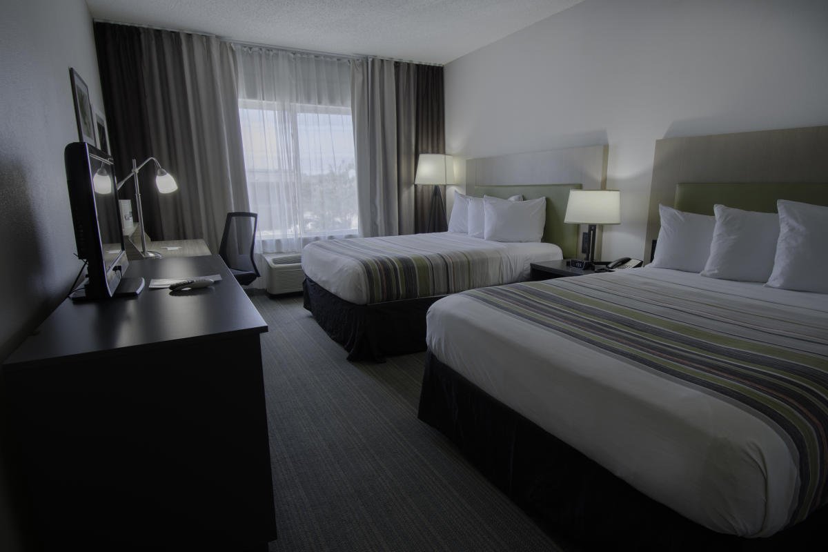 Country Inn & Suites - hotel rooms