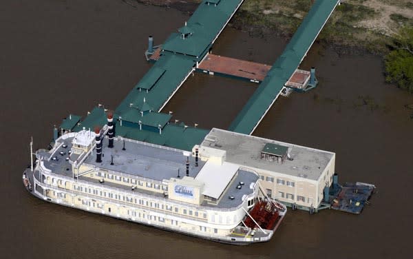 casino in baton rouge belle