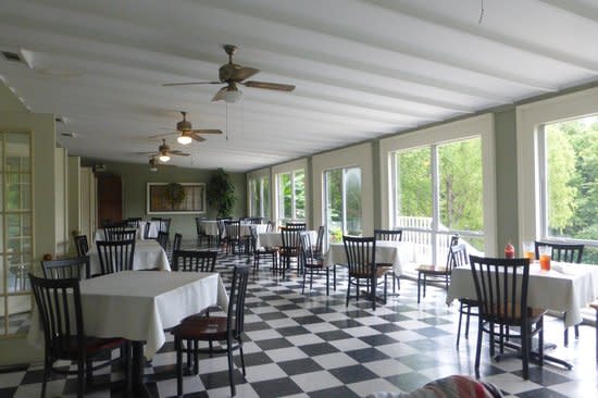 Cafe Lafourche On The Bayou