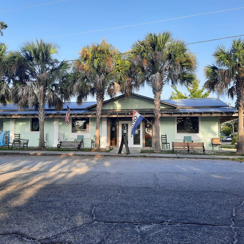 Sea Sea's Honey Hole