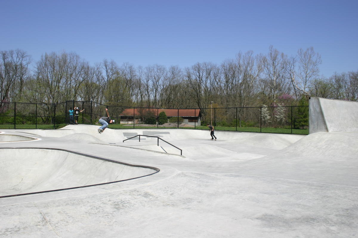 Upper Cascades Skate Park Bloomington In 47404