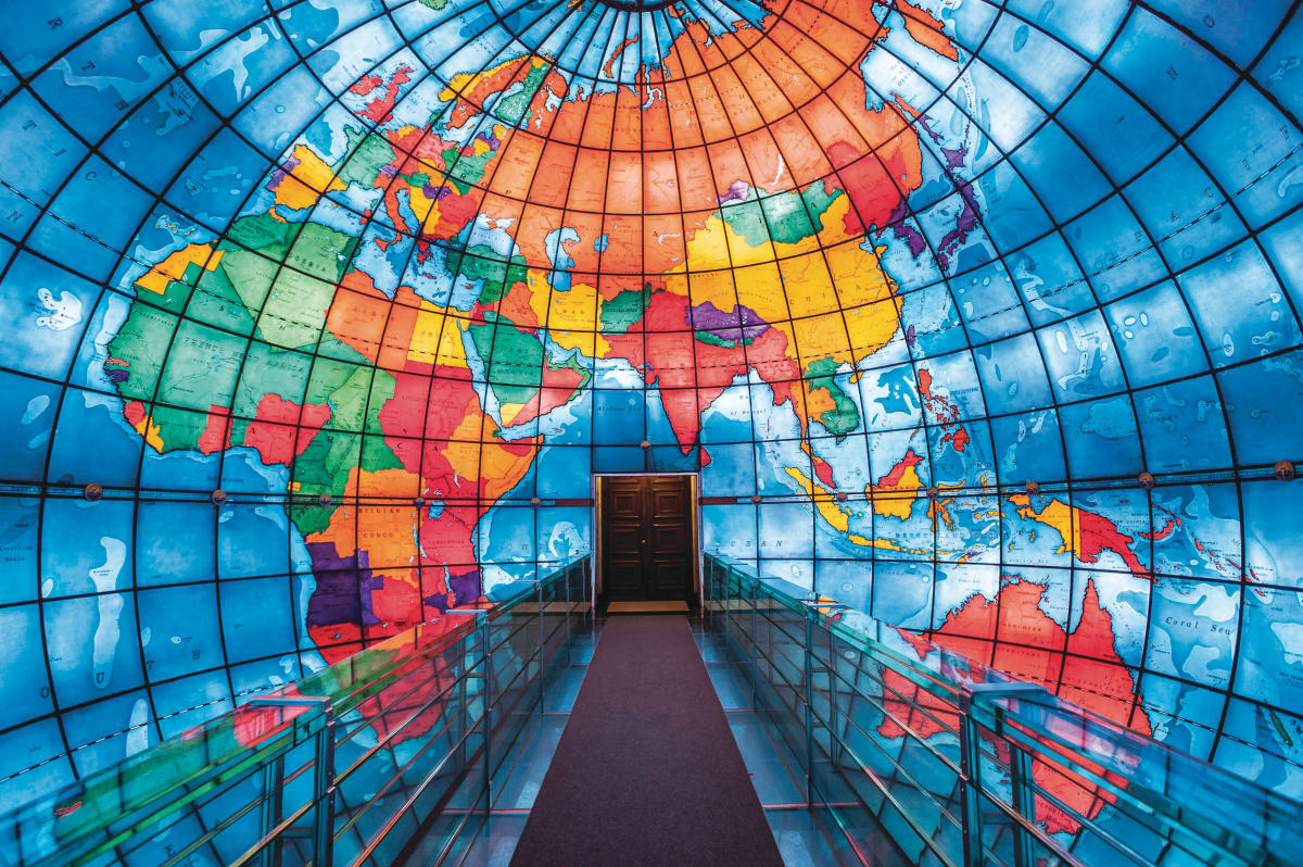 how do you see the world experience   mapparium globe