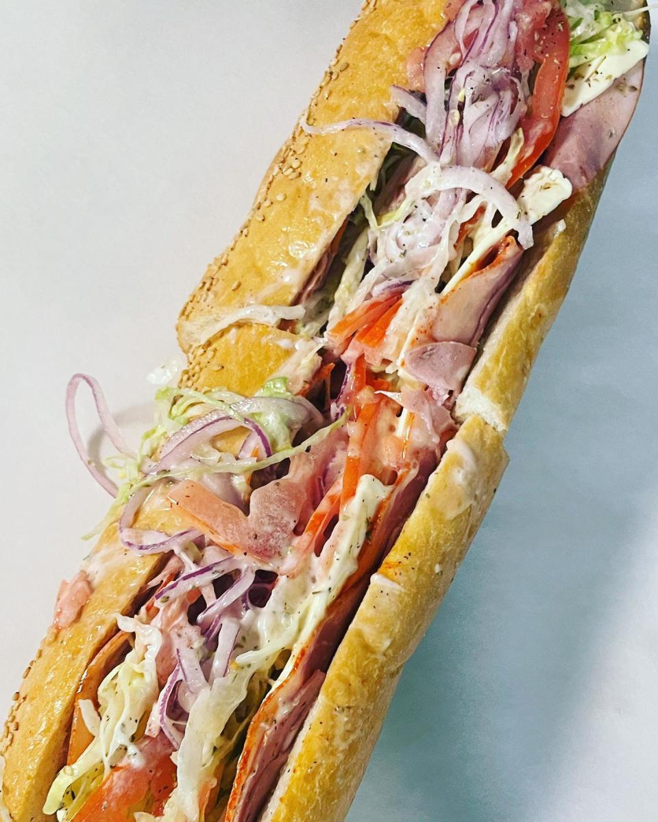 Coach’s Steak and Hoagie House