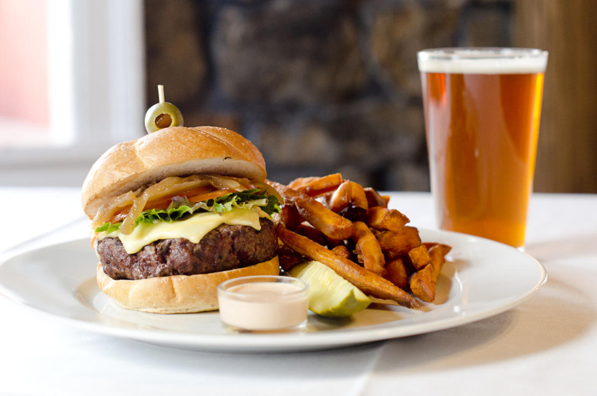 Riegelsville Inn Restaurant & Pub