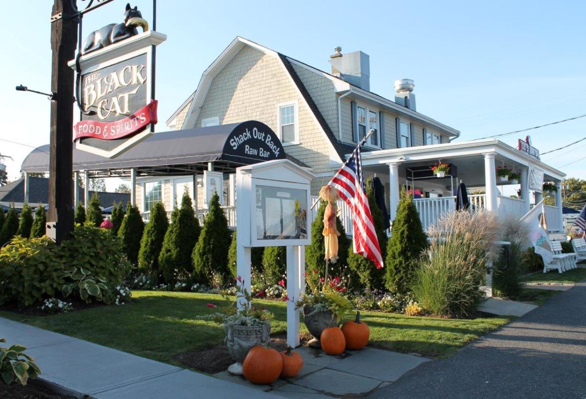 Black Cat Harbor Shack